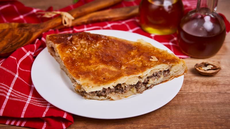 Бурек месо